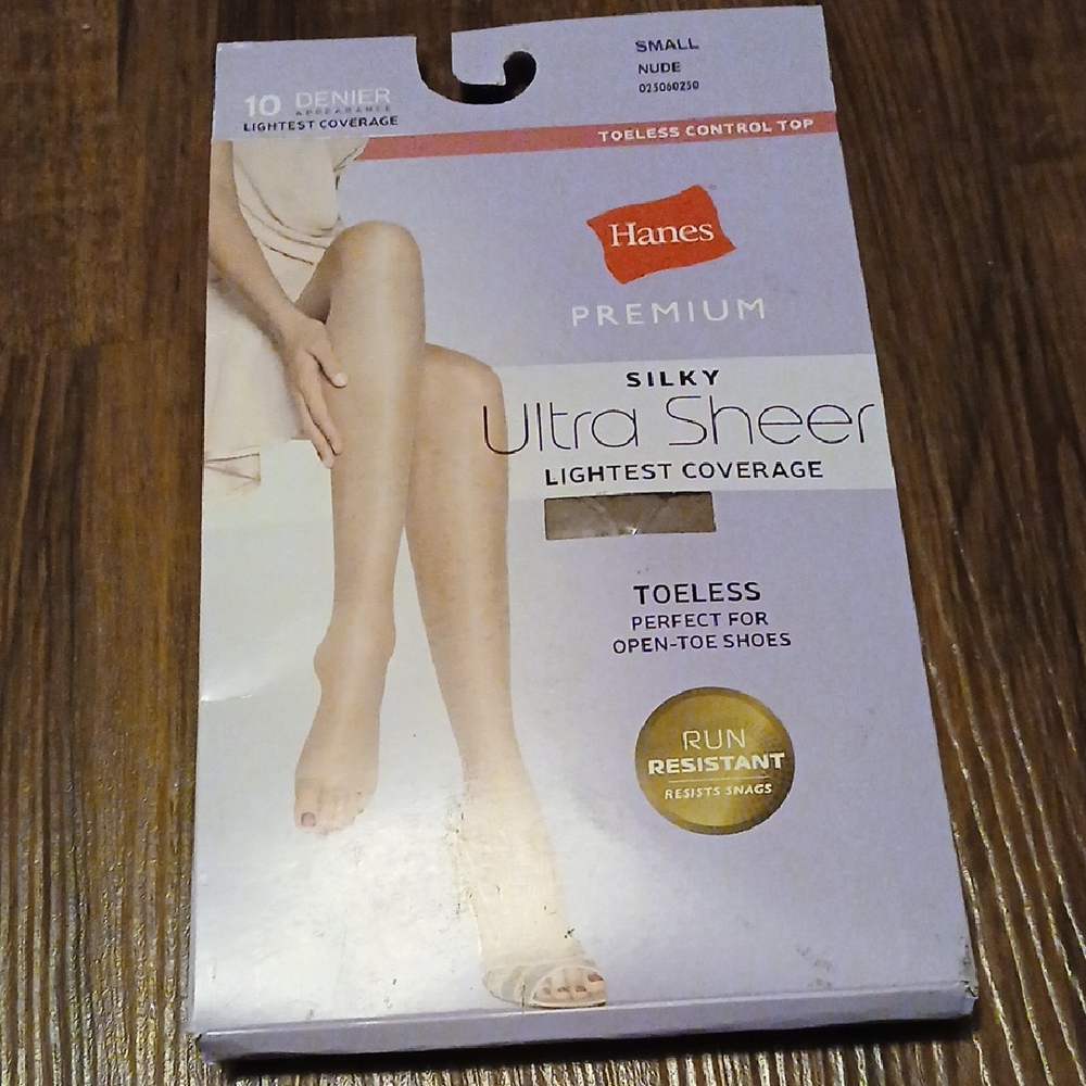 Hanes Silky Ultra Sheer Hosiery - Nude